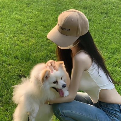 寄人皮下封面