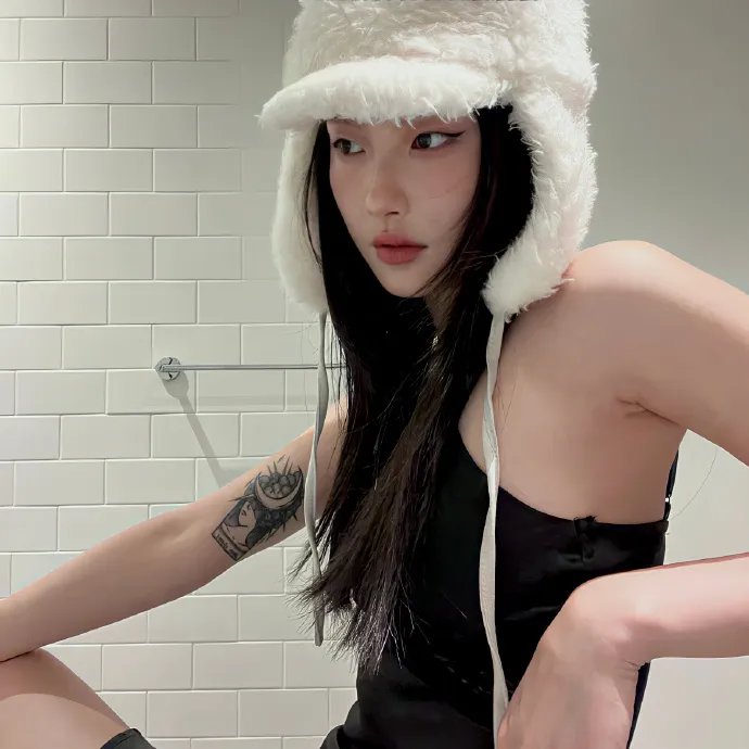 前男友成了我上司封面
